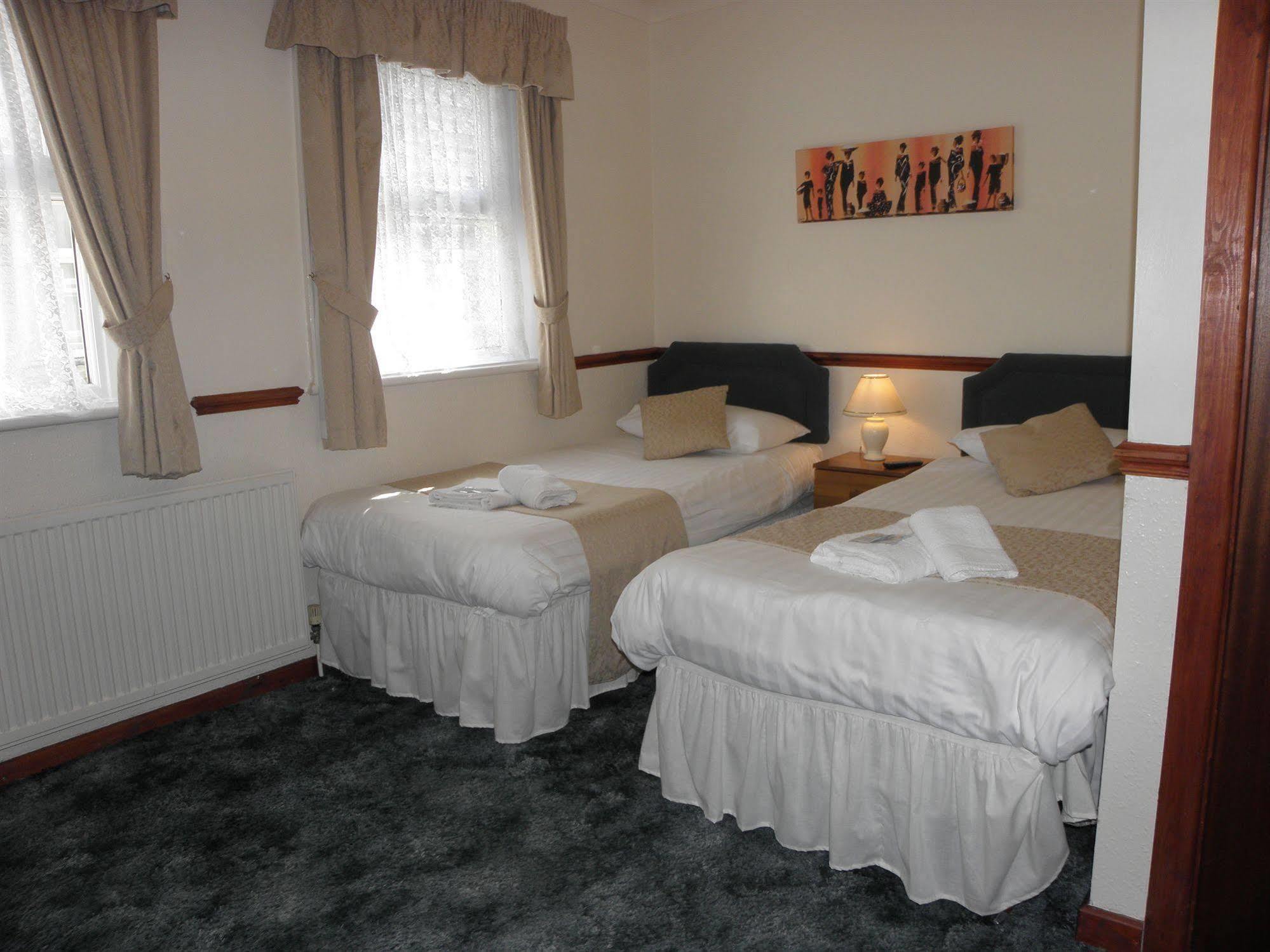 Mars Hotel Seaview Blackpool Bagian luar foto