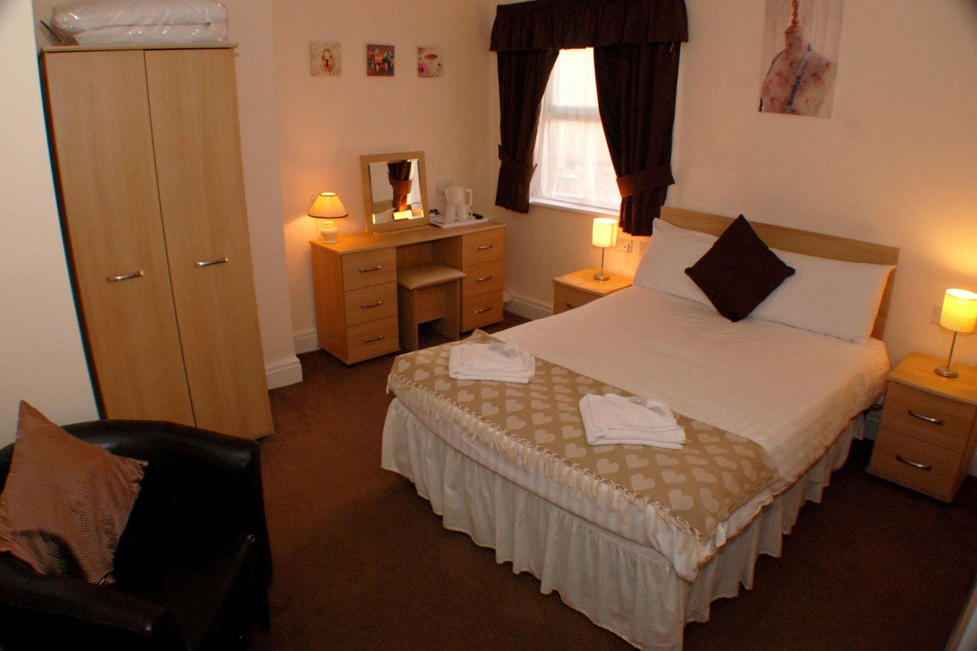 Mars Hotel Seaview Blackpool Bagian luar foto