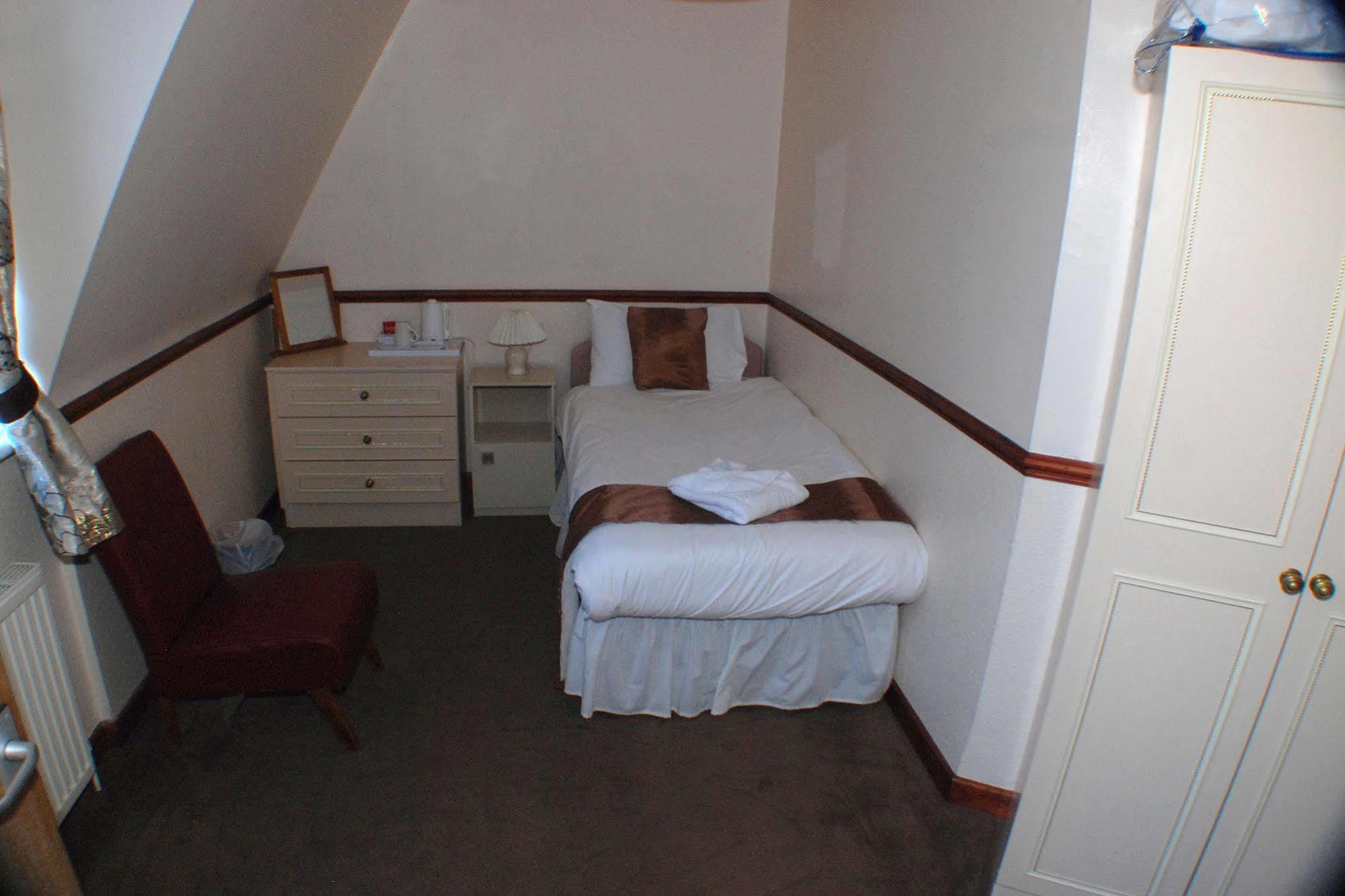 Mars Hotel Seaview Blackpool Bagian luar foto