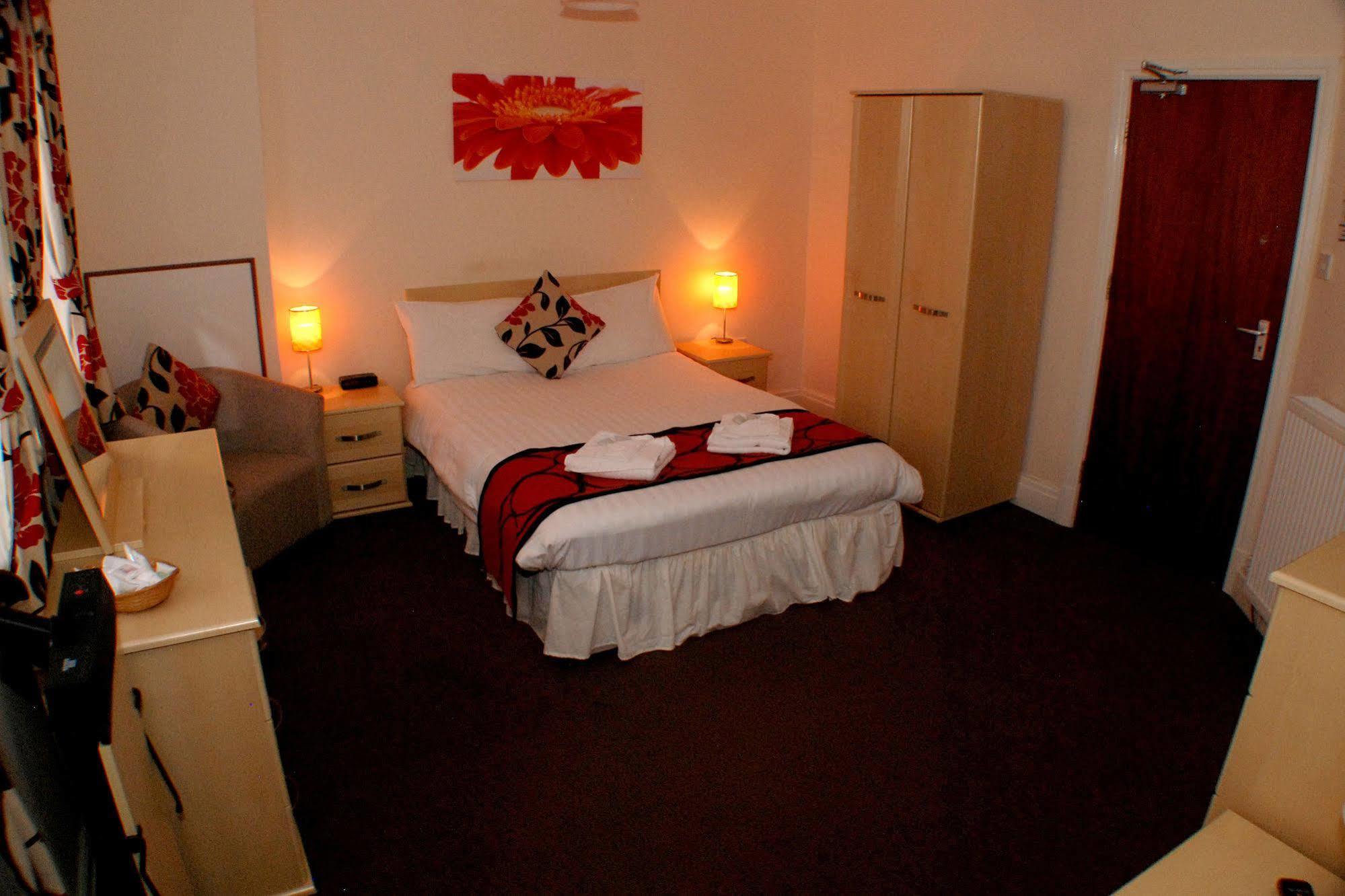 Mars Hotel Seaview Blackpool Bagian luar foto