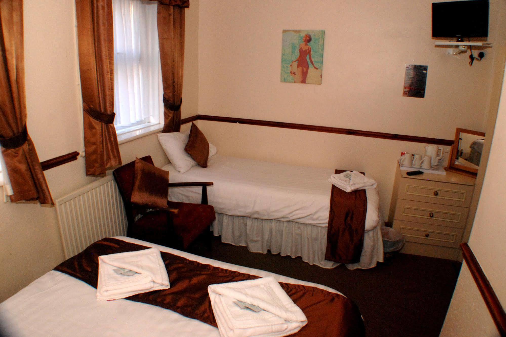 Mars Hotel Seaview Blackpool Bagian luar foto
