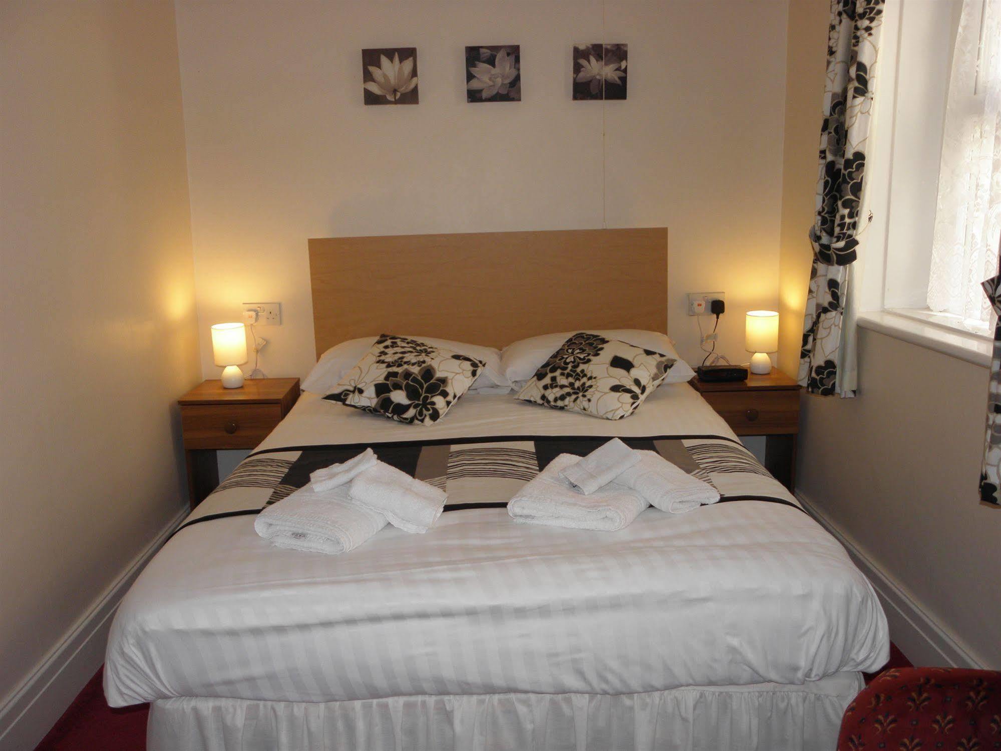 Mars Hotel Seaview Blackpool Bagian luar foto